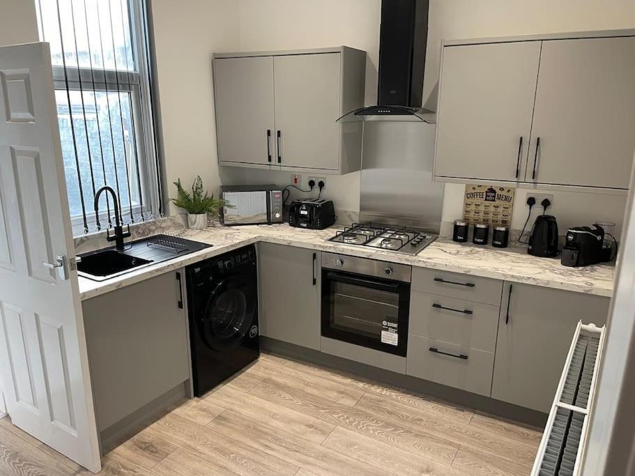 Luxury Accommodation. Wallasey Exterior foto